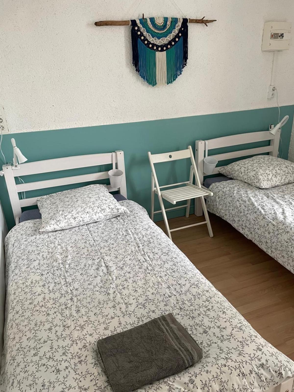 Bed and Breakfast Bien Et Toit Montredon  Экстерьер фото